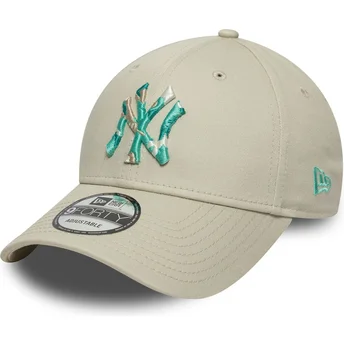 Beige justerbar böjd keps 9FORTY Seasonal Infill New York Yankees MLB från New Era