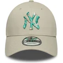 beige-justerbar-bojd-keps-9forty-seasonal-infill-new-york-yankees-mlb-fran-new-era