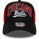 chicago-bulls-nba-e-frame-script-svart-och-rod-truckerkeps-fran-new-era