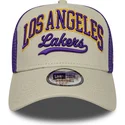 gorra-trucker-beige-och-lila-e-frame-script-los-angeles-lakers-nba-fran-new-era