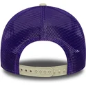 gorra-trucker-beige-och-lila-e-frame-script-los-angeles-lakers-nba-fran-new-era