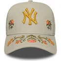 beige-a-frame-floral-icon-new-york-yankees-mlb-truckerkeps-fran-new-era