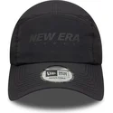 new-era-justerbar-svart-bojd-runner-tech-keps