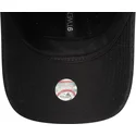 svart-bojd-justerbar-keps-for-dam-med-svart-logotyp-9twenty-broderie-fran-new-york-yankees-mlb-av-new-era