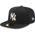 svart-platt-keps-justerad-59fifty-day-a-frame-fran-new-york-yankees-mlb-av-new-era
