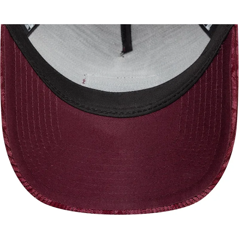 granate-a-frame-cord-trucker-keps-fran-red-bull-racing-formula-1-av-new-era