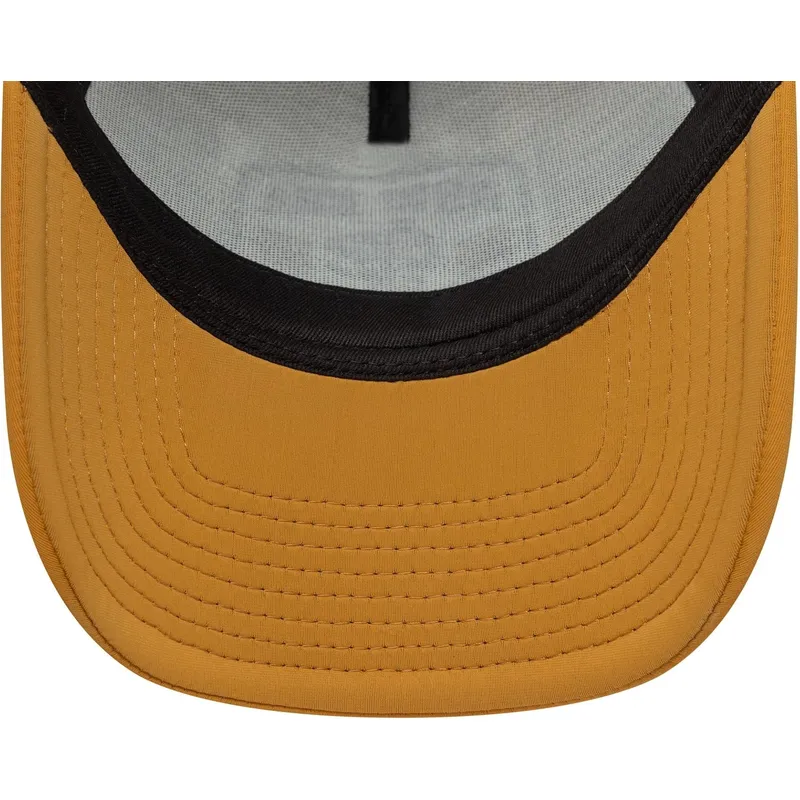 beige-trucker-keps-a-frame-graphic-patch-fran-new-era