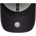 justerbar-marinbla-truckerkeps-med-rod-logotyp-9forty-homefield-los-angeles-dodgers-mlb-fran-new-era