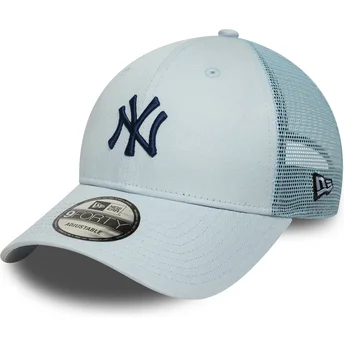 New Era New York Yankees MLB 9FORTY Homefield justerbar blå truckerkeps med marinblå logotyp