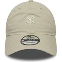 beige-justerbar-bojd-keps-9twenty-mini-logo-washed-new-york-yankees-mlb-fran-new-era