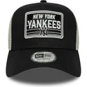 svart-och-vit-trucker-keps-a-frame-patch-fran-new-york-yankees-mlb-av-new-era