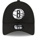 svart-justerbar-kurvad-keps-9forty-the-league-fran-brooklyn-nets-nba-av-new-era