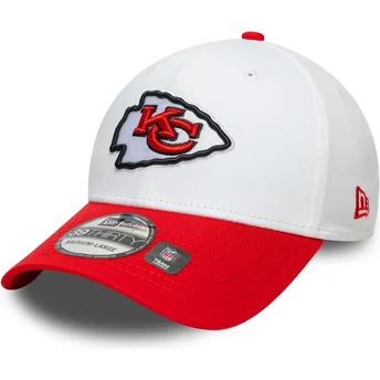 Vit och röd böjd keps 39THIRTY Team Logo Kansas City Chiefs NFL från New Era