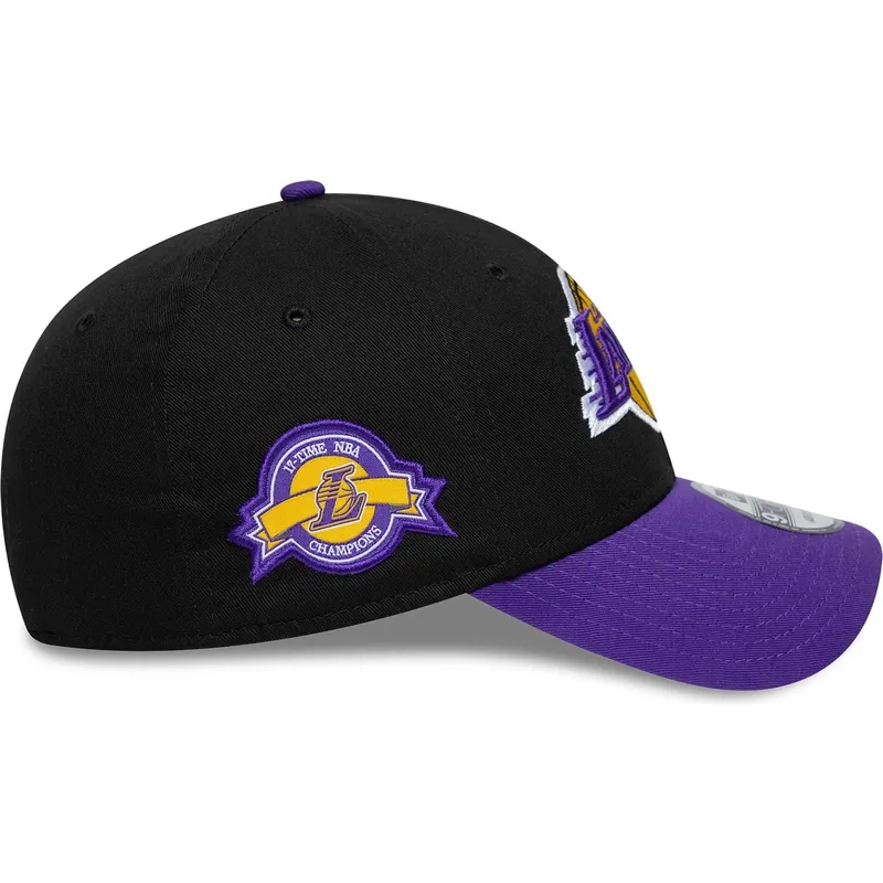 justerbar-svart-och-violett-bojd-keps-9forty-side-patch-los-angeles-lakers-nba-fran-new-era