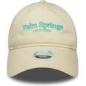 beige-justerbar-truckerkeps-for-kvinnor-9twenty-city-of-palm-springs-stader-och-strander-fran-new-era