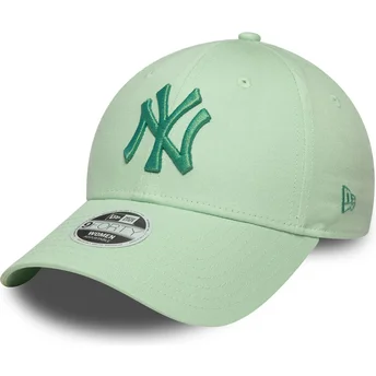 Grön justerbar böjd keps för kvinnor med grönt 9FORTY Metallic Logo av New York Yankees MLB från New Era