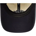 beige-och-marinbla-justerbar-damkeps-9twenty-fran-new-era