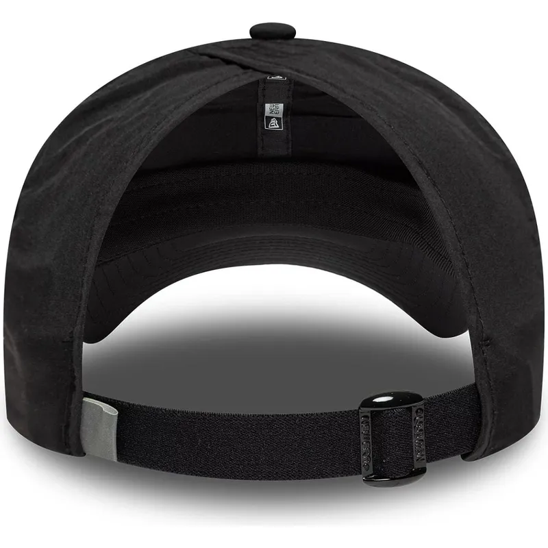 svart-justerbar-kurvad-keps-for-dam-pony-tail-open-back-fran-new-era