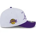 vit-och-lila-kurvad-keps-snapback-9forty-m-crown-draft-2025-fran-los-angeles-lakers-nba-av-new-era