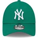 gron-justerbar-bojd-keps-for-kvinnor-9forty-league-essential-new-york-yankees-mlb-fran-new-era