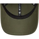 justerbar-gron-bojd-keps-9forty-badge-fran-new-era