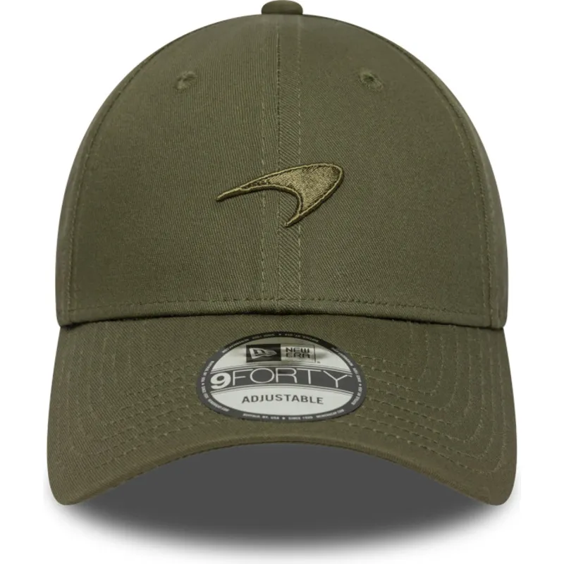 gron-bojd-justerbar-keps-med-gront-9forty-seasonal-logotyp-fran-mclaren-racing-formula-1-av-new-era