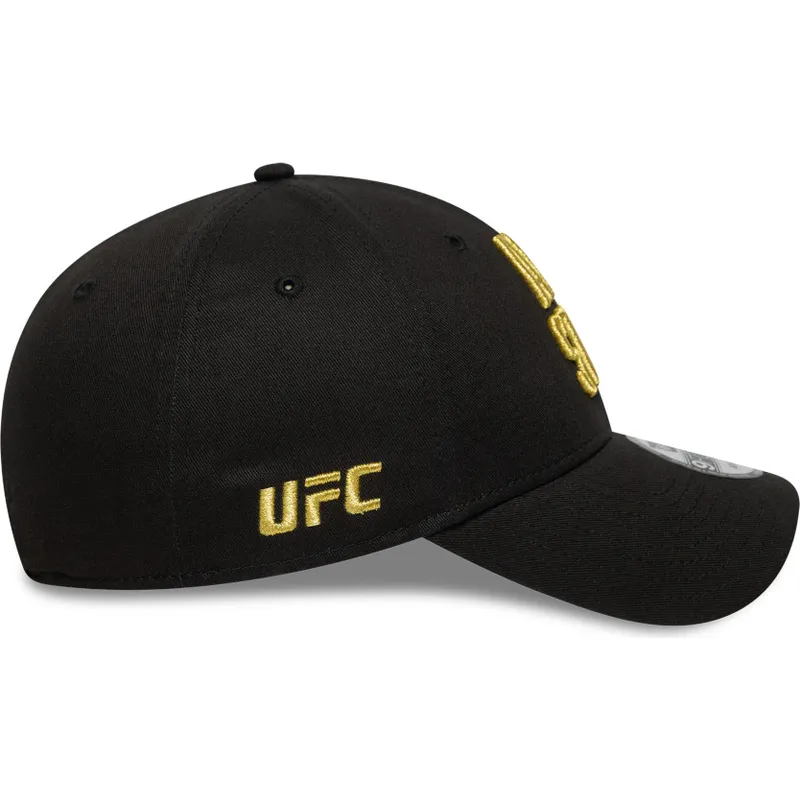 svart-bojd-justerbar-keps-9forty-metallic-champ-fran-ufc-ultimate-fighting-championship-and-still-av-new-era