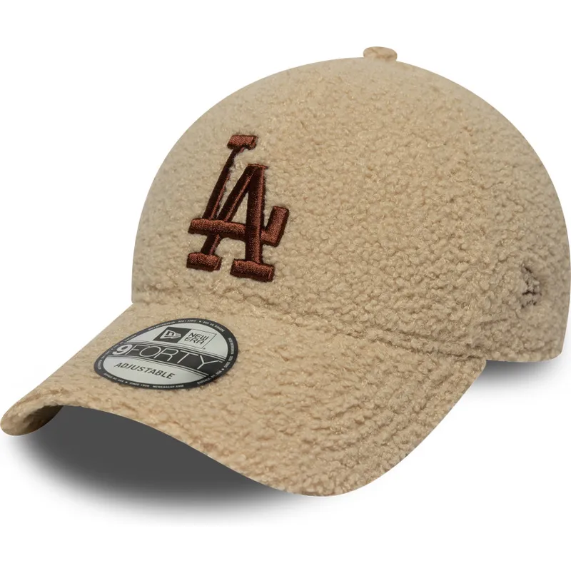 beige-justerbar-kurvad-keps-med-brunt-logo-9forty-borg-fran-los-angeles-dodgers-mlb-av-new-era