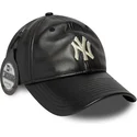 svart-bojd-justerbar-keps-9twenty-leather-fran-new-york-yankees-mlb-av-new-era