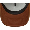 new-era-brun-truckerkeps-a-frame-suede-oval-patch