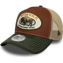 brun-och-gron-trucker-keps-a-frame-animal-patch-med-buffel-fran-new-era