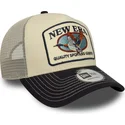 new-era-beige-och-marinbla-a-frame-truckerkeps-med-anklapp