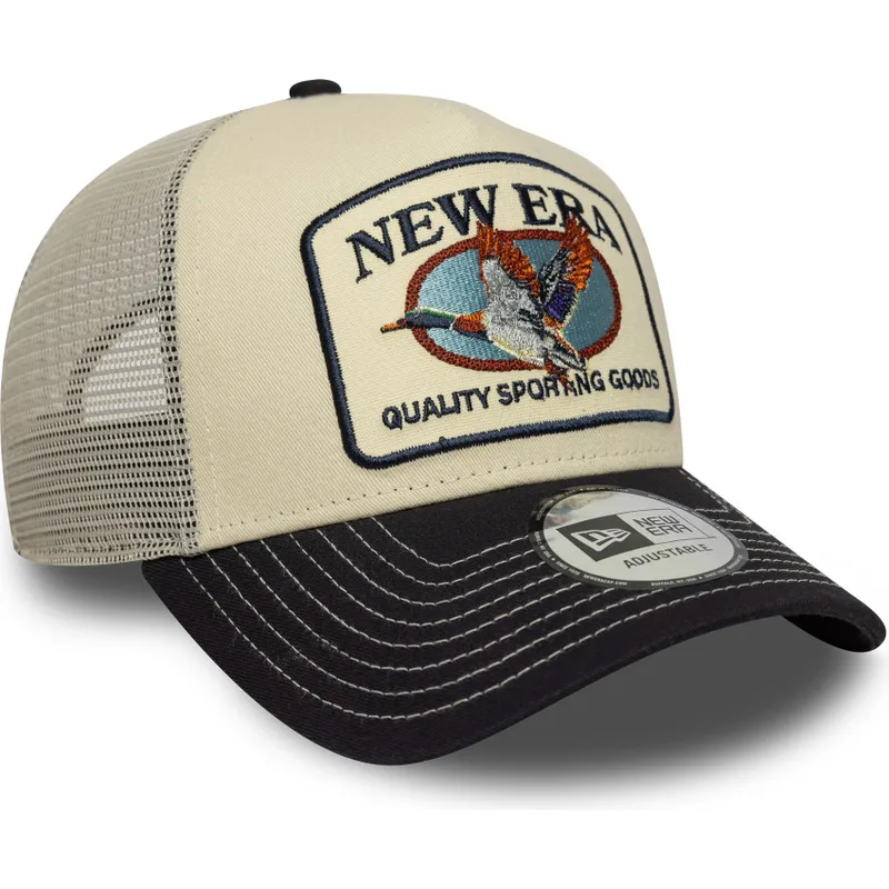 gorra-trucker-beige-och-marinbla-a-frame-animal-patch-med-anka-fran-new-era