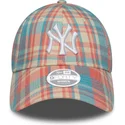 justerbar-rosa-och-bla-kurvad-keps-for-dam-9forty-check-av-new-york-yankees-mlb-fran-new-era
