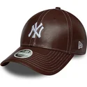 brun-bojd-justerbar-keps-for-dam-9forty-topstitch-pu-fran-new-york-yankees-mlb-av-new-era