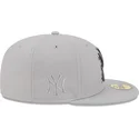 gra-platt-keps-justerad-59fifty-cracked-new-york-yankees-mlb-fran-new-era