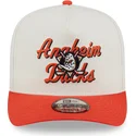 beige-och-orange-bojd-skarm-snapback-keps-9fifty-a-frame-chainstitch-av-anaheim-ducks-nhl-fran-new-era