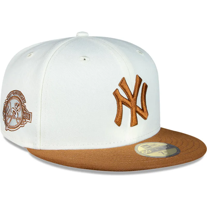 vit-och-brun-platt-keps-justerad-59fifty-chrome-toast-side-patch-fran-new-york-yankees-mlb-av-new-era