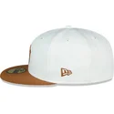 new-york-yankees-mlb-new-era-59fifty-chrome-toast-side-patch-vit-och-brun-justerad-flat-keps