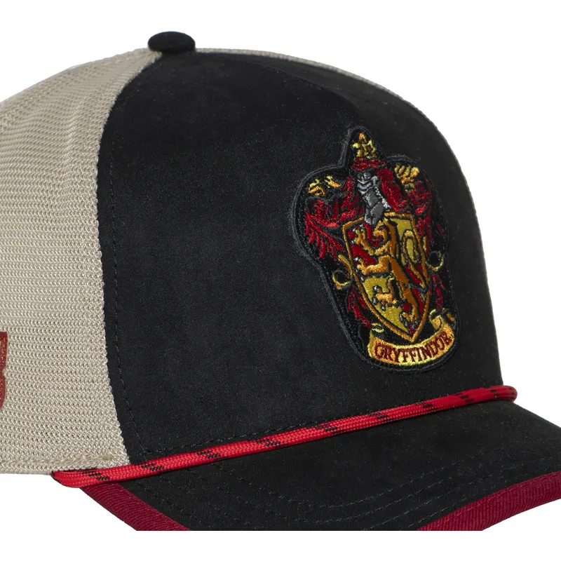 svart-och-beige-trucker-keps-gryffindor-hp3-gry-harry-potter-fran-capslab