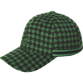 Justerbar grön böjd keps Block Zig Baseball Green från Kangol