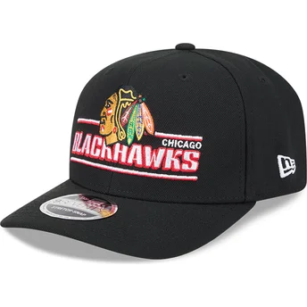 Svart böjd snapbackkeps 9SEVENTY Stretch Snap Stated Chicago Blackhawks NHL från New Era