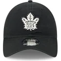 svart-bojd-justerbar-keps-9twenty-stamp-fran-toronto-maple-leafs-nhl-av-new-era