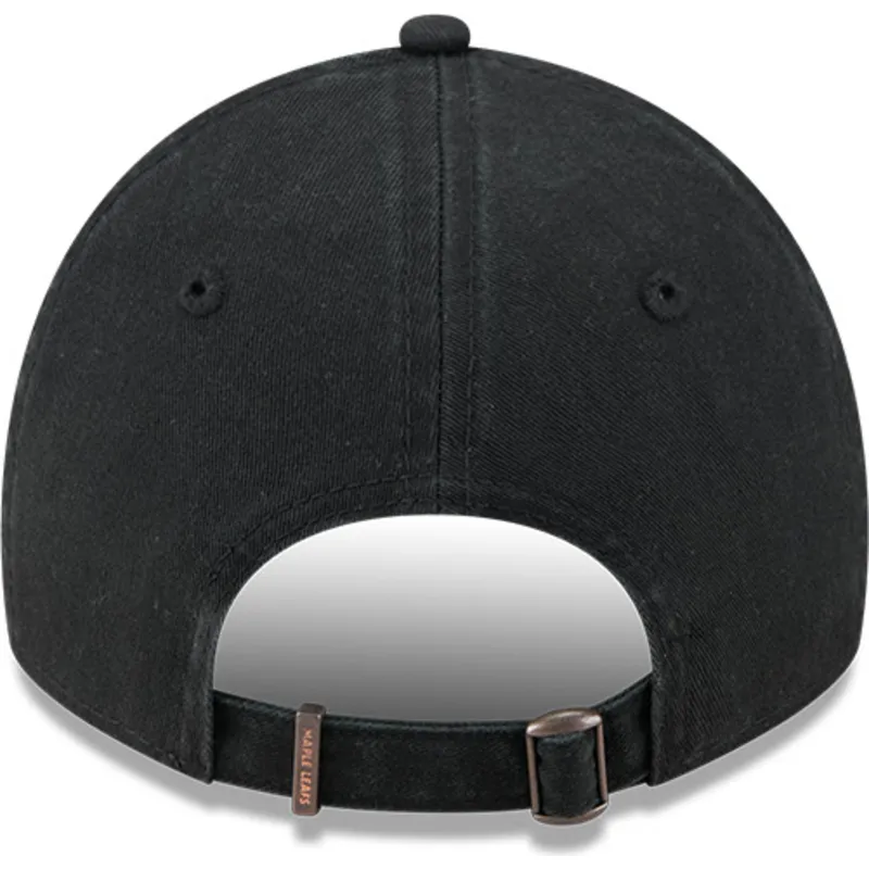 svart-bojd-justerbar-keps-9twenty-stamp-fran-toronto-maple-leafs-nhl-av-new-era