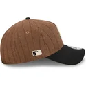 justerbar-brun-och-svart-bojd-keps-9twenty-a-frame-wool-pinstripe-chicago-white-sox-mlb-fran-new-era