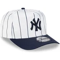 vit-och-marinbla-kurvad-keps-snapback-9fifty-a-frame-satin-pinstripe-new-york-yankees-mlb-fran-new-era