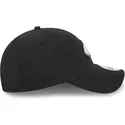 svart-justerbar-bojd-keps-9twenty-stamp-detroit-red-wings-nhl-fran-new-era