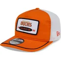 gul-och-vit-bojd-keps-snapback-19twenty-broderad-patch-av-anaheim-ducks-nhl-fran-new-era
