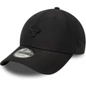 justerbar-svart-kurvkeps-9forty-chicago-bulls-nba-pin-fran-new-era