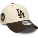 justerbar-beige-och-brun-bojd-keps-9forty-side-patch-los-angeles-dodgers-mlb-fran-new-era